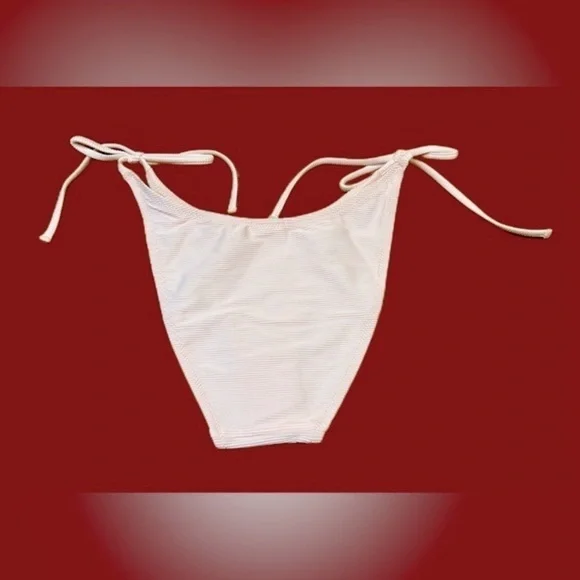 NWT Ribbed Curved-Waist Cheeky String Bikini Bottom in Pale Blossom Pink, Small - Picture 3 of 13